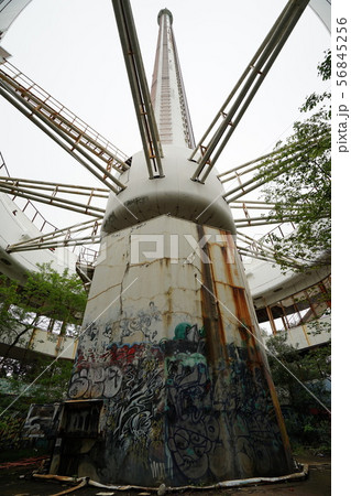 廃墟 ホテル ラ・レインボー 展望台 縦撮り 廃墟 ホテル ラ・レインボー 展望台 縦撮り 56845256