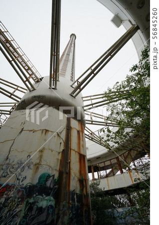 廃墟　ホテル　ラ・レインボー　展望台　縦撮り 56845260