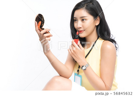 女性 ビジネス 化粧直し 女性 ビジネス 化粧直し 56845632