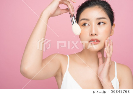 女性　ビューティー 56845768