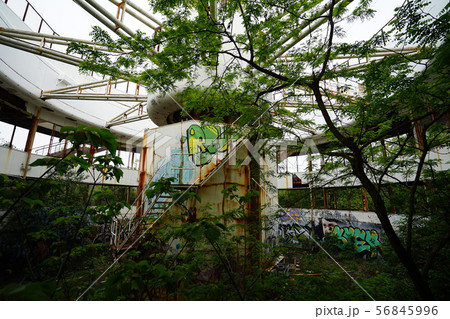 廃墟 ホテル ラ・レインボー 展望台 横撮り 廃墟 ホテル ラ・レインボー 展望台 横撮り 56845996