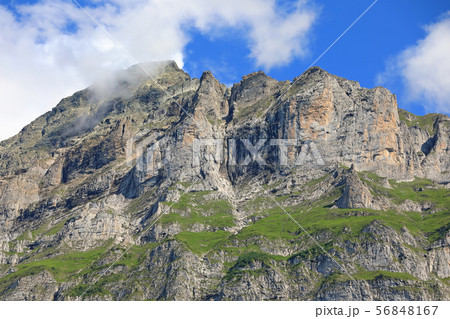 スイス、グリンデルワルトの風景 スイス、グリンデルワルトの風景 56848167