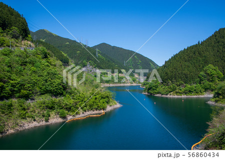 浦山大橋 浦山川　さくら湖上流方面　秩父市 56860434