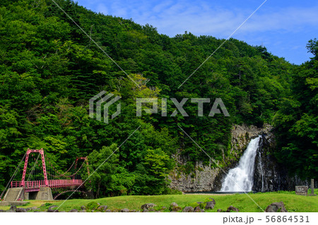 法体の滝 夏 秋田県 法体の滝 夏 秋田県 56864531