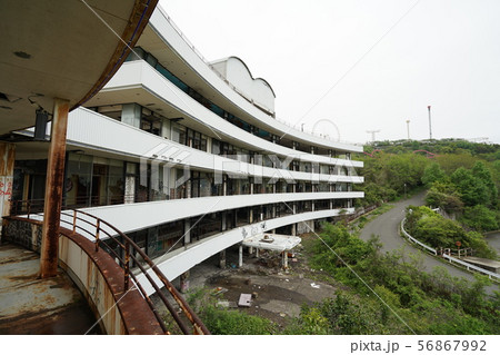 廃墟　ホテル　ラ・レインボー　外部　横撮り 56867992