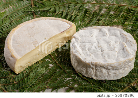 french cheeses Reblochon and Camembert french cheeses Reblochon and Camembert 56870896