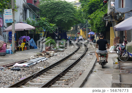 ハノイ　トレインストリート 56876773