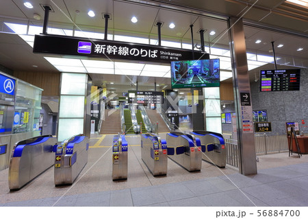 【石川県】金沢駅改札口 56884700