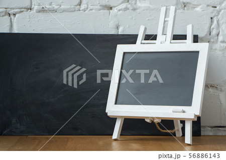 Close-up of a miniature chalk board on the 56886143