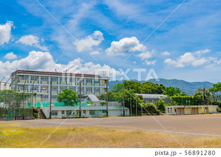 静岡県沼津市 長井崎中学校の写真素材
