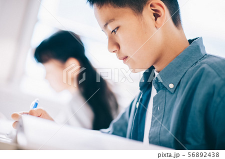 男の子 小学生 勉強 男の子 小学生 勉強 56892438