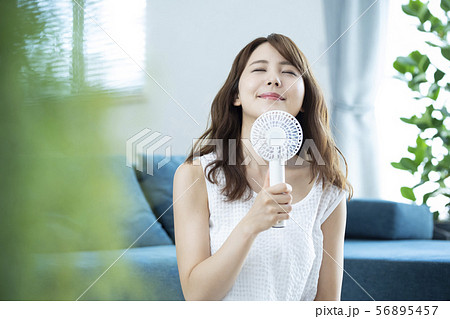 女性 扇風機 ハンディファン ハンディ扇風機 携帯扇風機 手持ち扇風機 ミニ扇風機 ポータブル扇風機 女性 扇風機 ハンディファン ハンディ扇風機 携帯扇風機 手持ち扇風機 ミニ扇風機 ポータブル扇風機 56895457