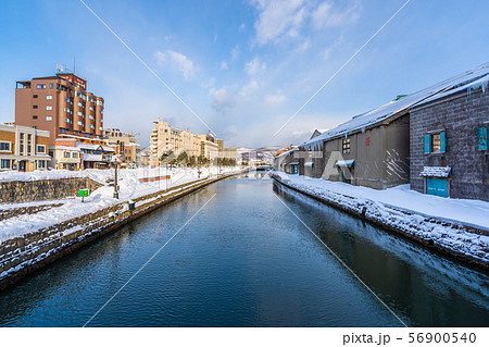 Beautiful landscape and cityscape of Otaru canal river in winter and snow season 56900540