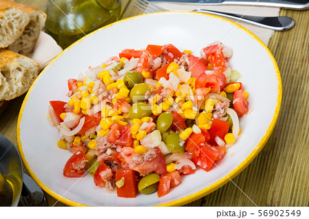 Salad with canned tuna, olives and corn 56902549