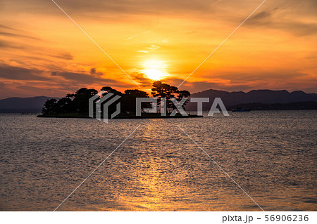 《島根県》宍道湖の夕景・夕日の名所 56906236