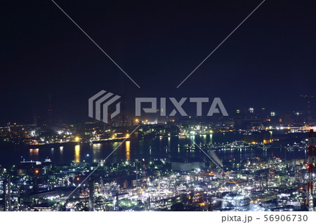 水島工業地帯の夜景です 水島工業地帯の夜景です 56906730
