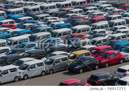 自動車 自動車 56917253