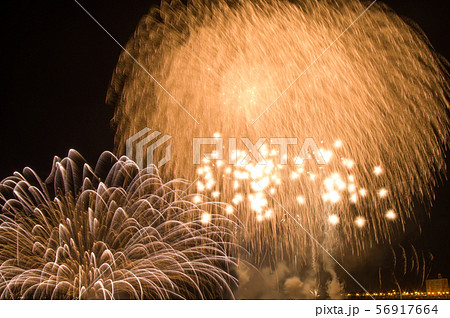 2019年館山の花火大会フィナーレ 2019年館山の花火大会フィナーレ 56917664