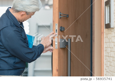 elderly 56935741