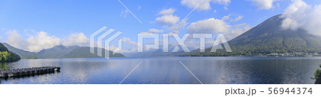 中禅寺湖 男体山 日光 中禅寺湖 男体山 日光 56944374