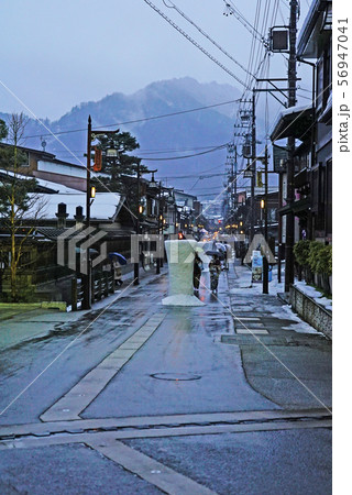 飛騨古川　雨の三寺まいり 56947041