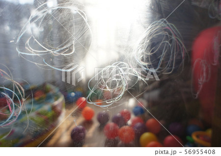 子供のらくがき 56955408