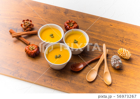 かぼちゃのプリン　home made delicious pumpkin pudding 56973267