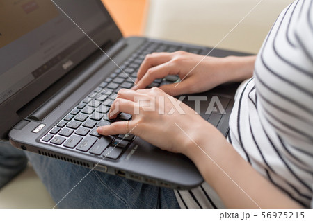 パソコンキーボード 56975215