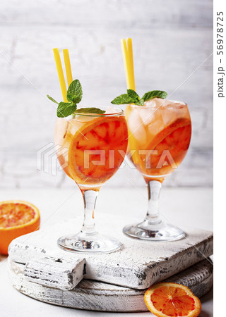 Aperol spritz, Italian cocktail with orange 56978725