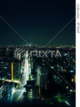 ほどほどに都会の夜景	 56979831