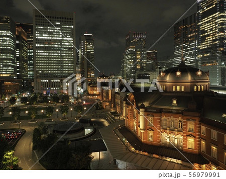 東京駅の駅舎 56979991