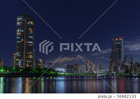 春の東京ウォータフロント夜景風景 春の東京ウォータフロント夜景風景 56982133