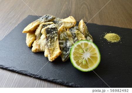 鯖の竜田揚げ 鯖の竜田揚げ 56982492