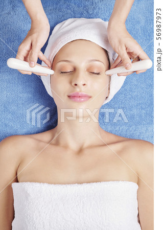 Squartz sticks face massage Squartz sticks face massage 56987973