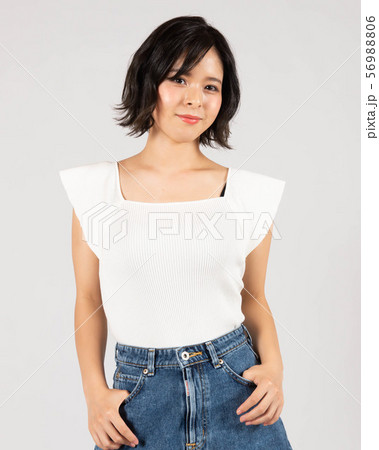 女優・朝日奈ゆう。大女優になるためのステップを今まさに歩み中。あなたの応援が必要です!一枚いかが？ 56988806
