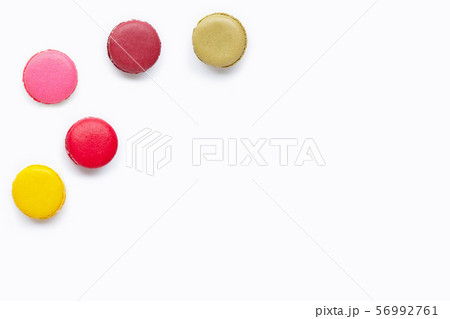 Colorful macarons isolated on white 56992761