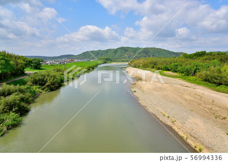木津川と木津川市遠望 木津川と木津川市遠望 56994336
