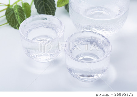 日本酒　冷酒 56995275