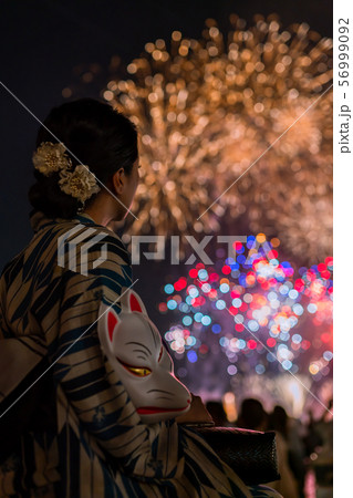 浴衣美人と花火 浴衣美人と花火 56999092