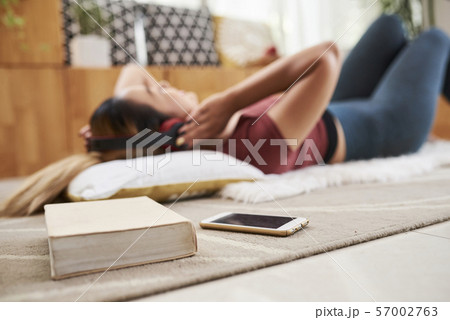 Woman enjoying shorty break 57002763