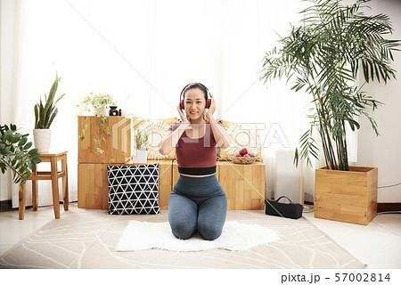 Fitness with music Fitness with music 57002814