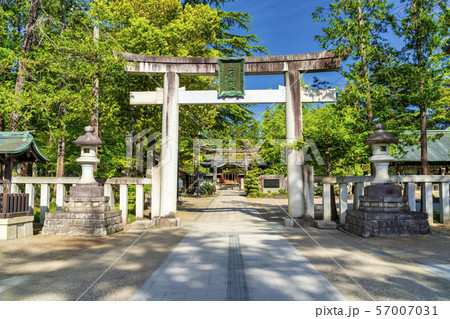 初夏の上杉神社 山形米沢 初夏の上杉神社 山形米沢 57007031