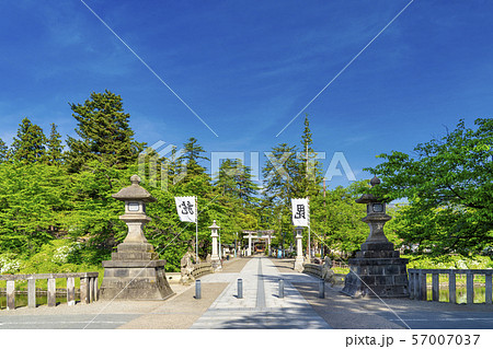 初夏の上杉神社　山形米沢 57007037