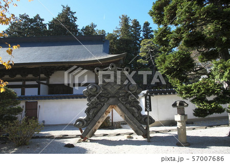 恵林寺の鬼瓦 57007686