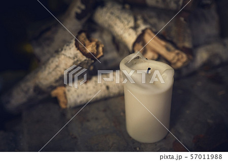 White extinct paraffin candle White extinct paraffin candle 57011988