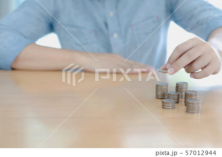 Counting or sorting coins of different types 57012944