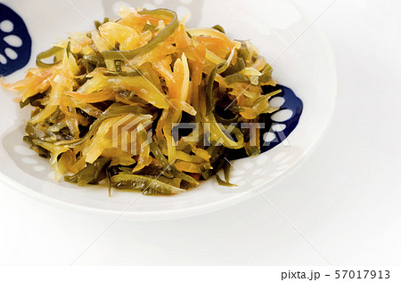 パパイヤと刻み昆布の炒め物 パパイヤと刻み昆布の炒め物 57017913