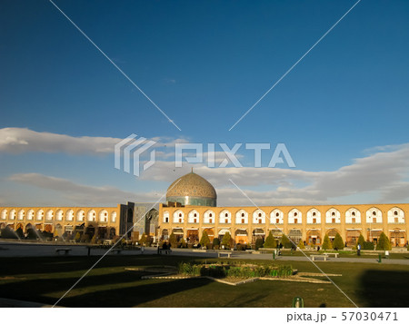 Naqsh-e Jahan Square and Sheikh Lotfollah Mosque, Naqsh-e Jahan Square and Sheikh Lotfollah Mosque, 57030471