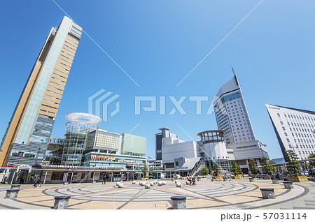 香川県高松市　JR高松駅前広場 57031114