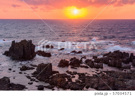 入道崎の夕日 57034571